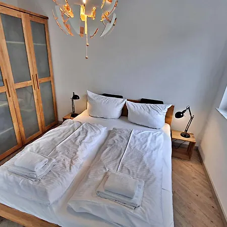 Bettina - 07 Apartment *